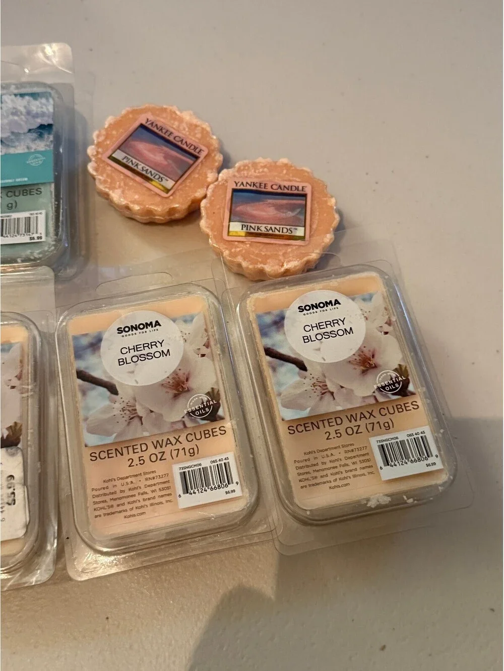 Sonoma and Yankee Candle Scented Wax Cubes Bundle